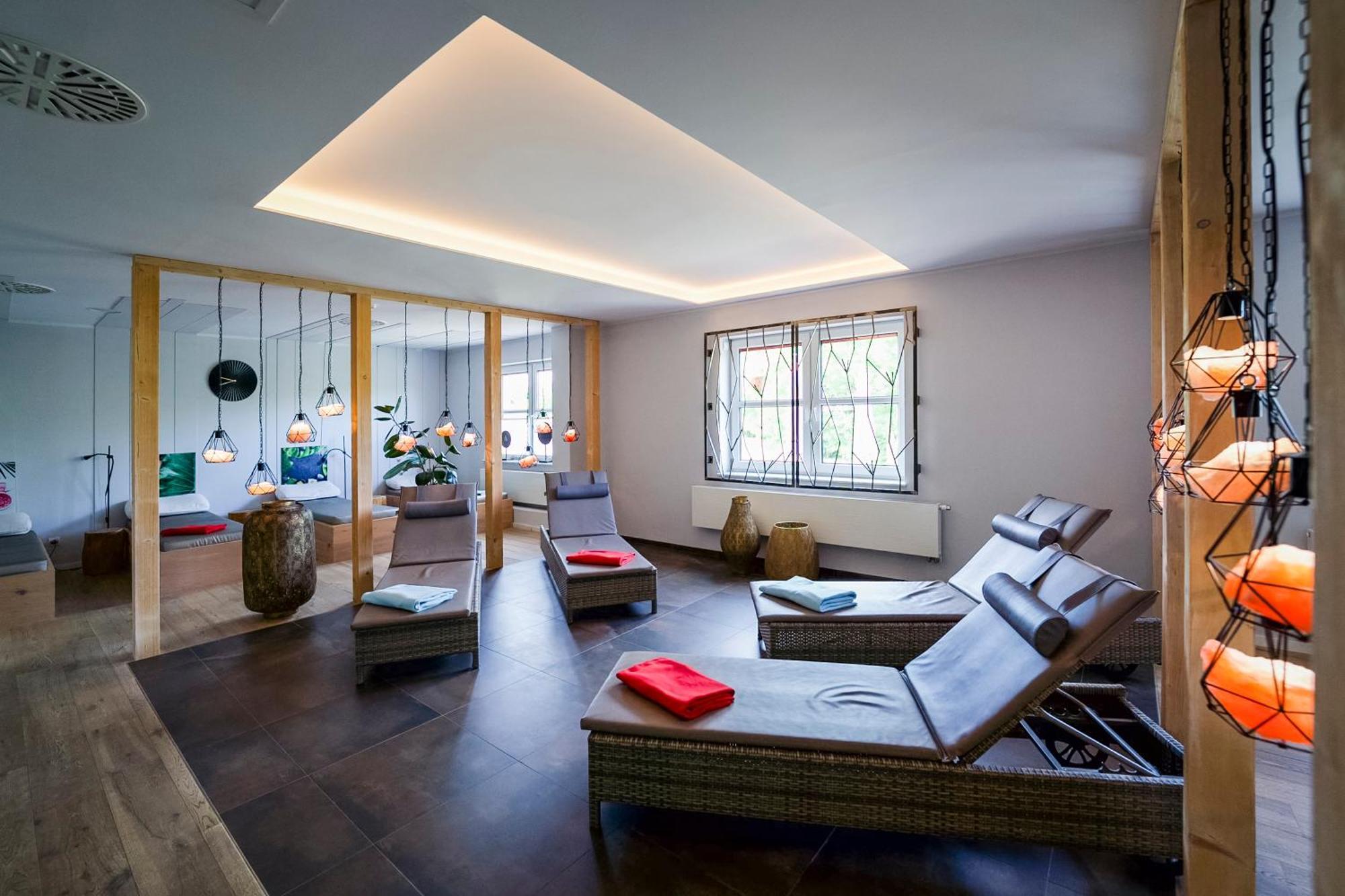 Bernstein Acamed Resort Nienburg  Bagian luar foto