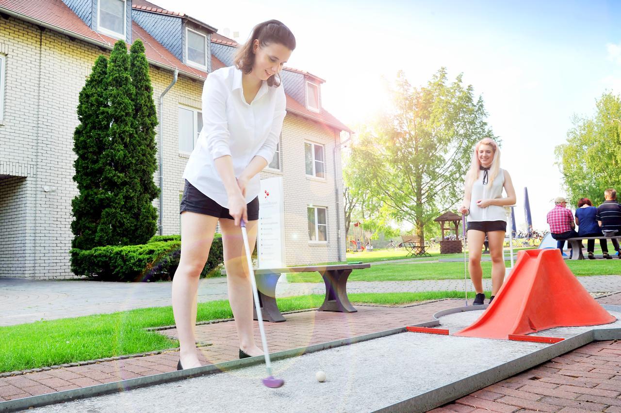 Bernstein Acamed Resort Nienburg  Bagian luar foto