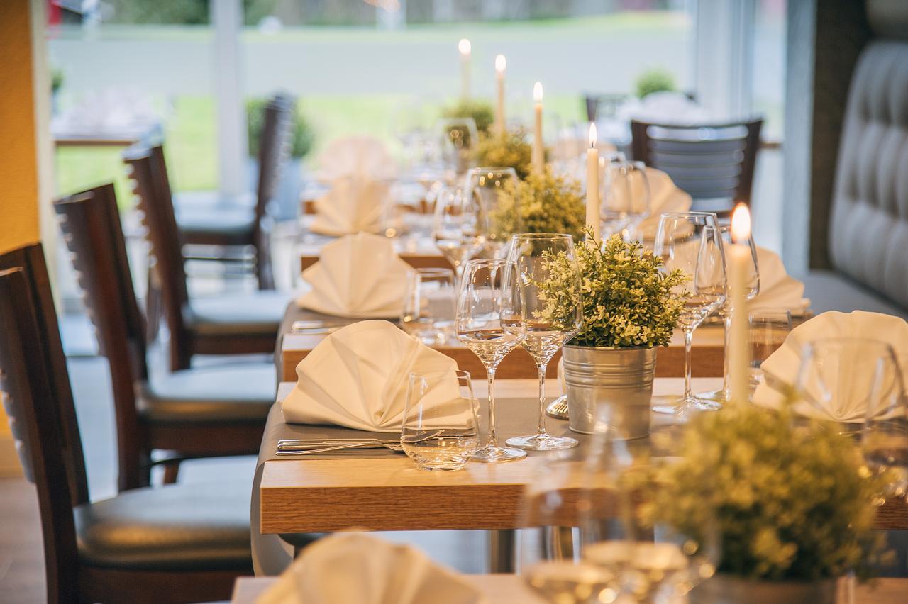 Bernstein Acamed Resort Nienburg  Bagian luar foto