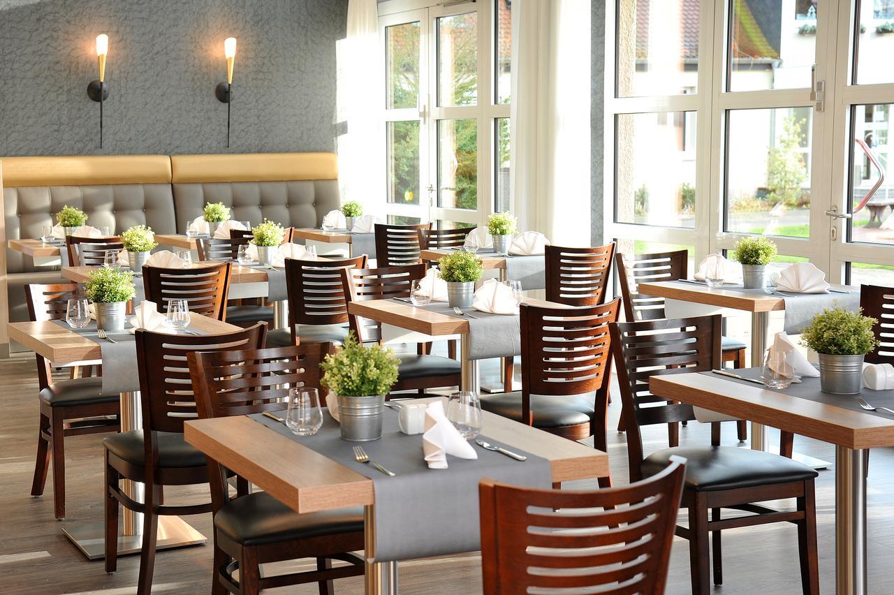 Bernstein Acamed Resort Nienburg  Bagian luar foto