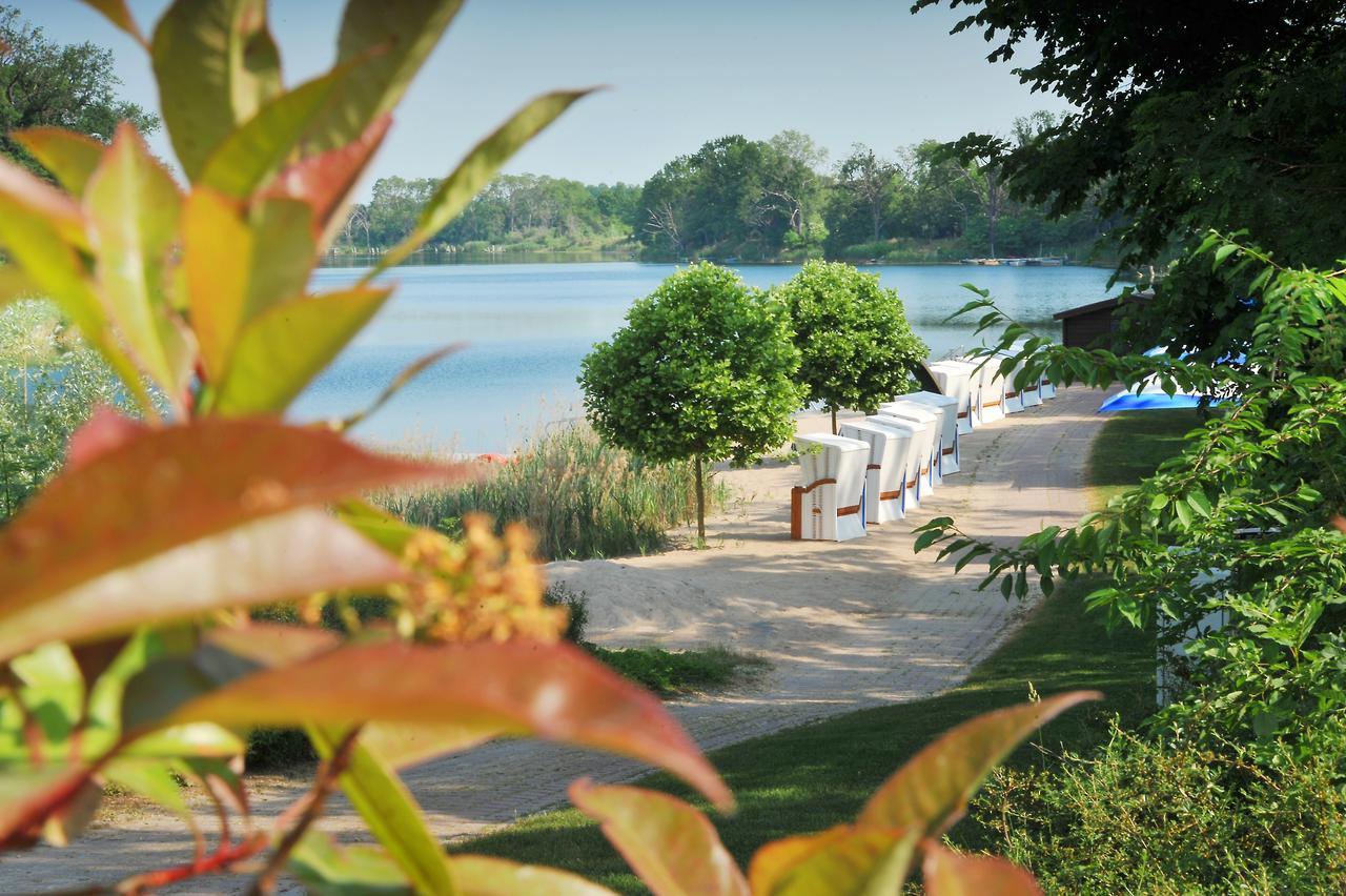 Bernstein Acamed Resort Nienburg  Bagian luar foto