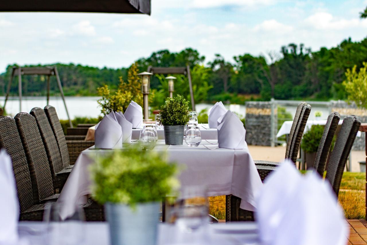 Bernstein Acamed Resort Nienburg  Bagian luar foto